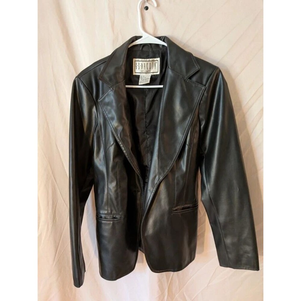 Y2K faux leather jacket M bb dakota